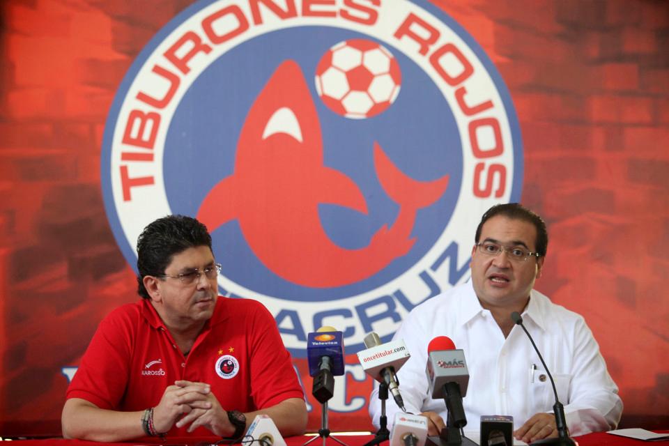 Las deudas en Veracruz llegan al futbol: Tiburones Rojos deben más de 10 mdp a exempleados