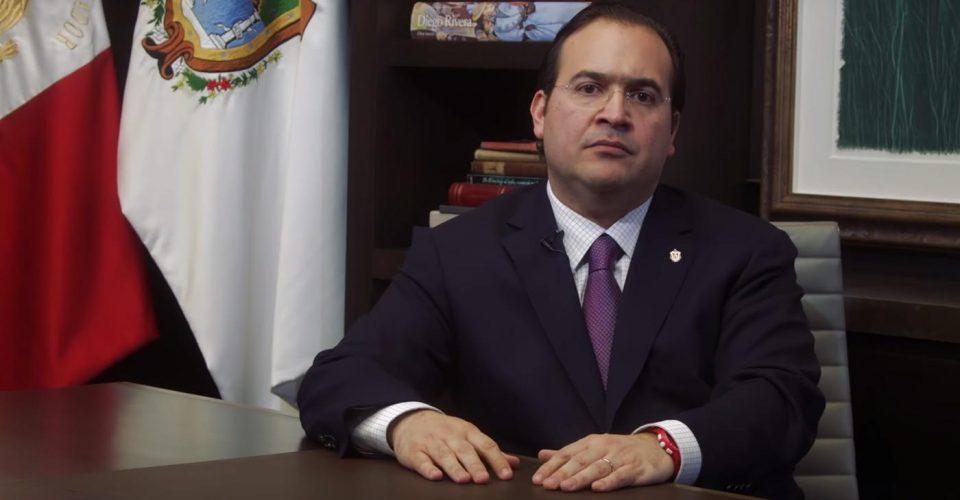 Javier Duarte es denunciado ante la PGR por desaparición forzada