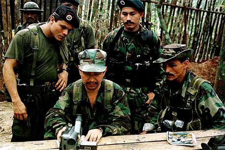 Las FARC anuncian cese al fuego por Navidad