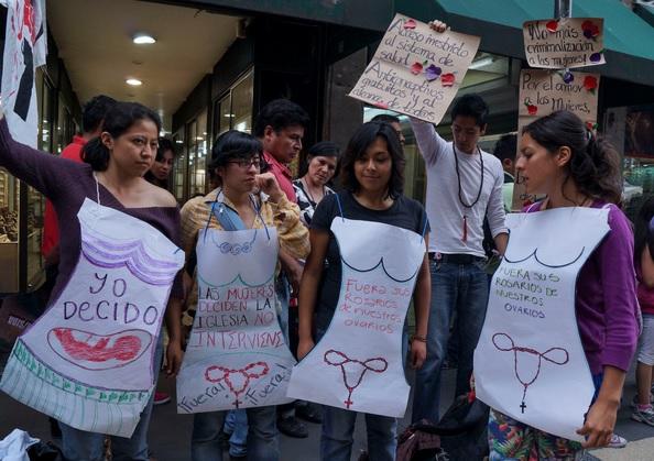 Al año, 226 mujeres son denunciadas por aborto en México