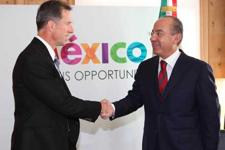 La cosecha millonaria de Calderón en Davos