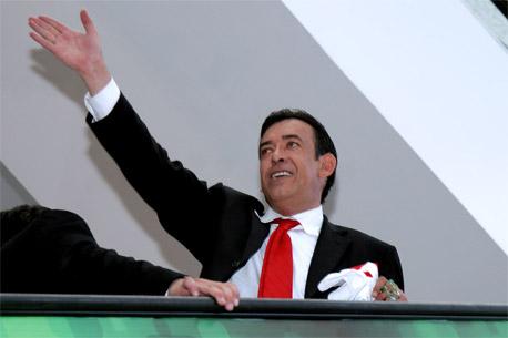 Moreira ya busca acuerdos con la nueva dirigencia del PRD