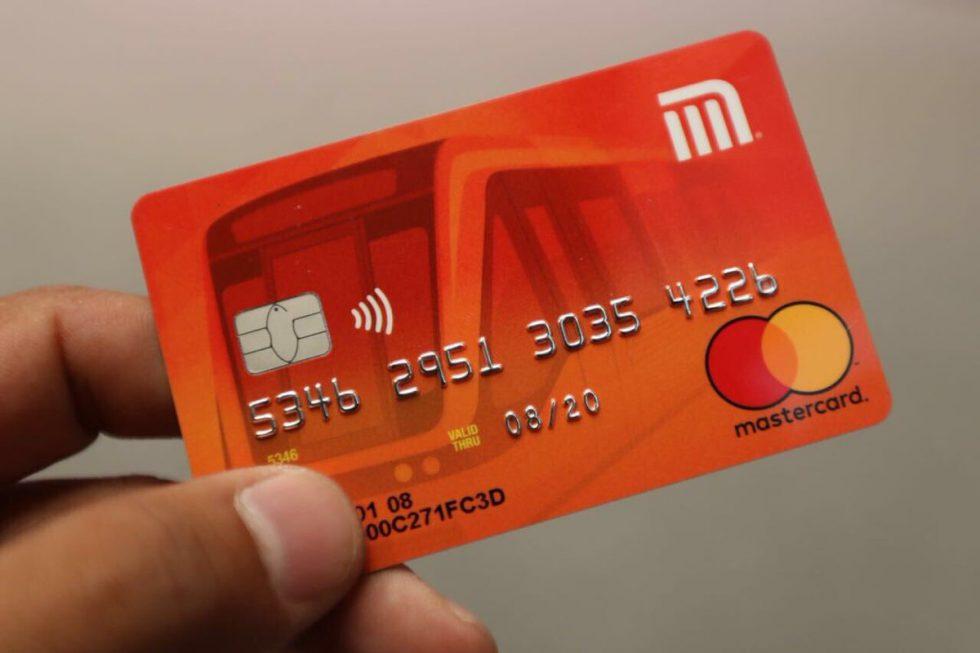¿Sin cambio? El Metro ya aceptará pago con tarjeta bancaria