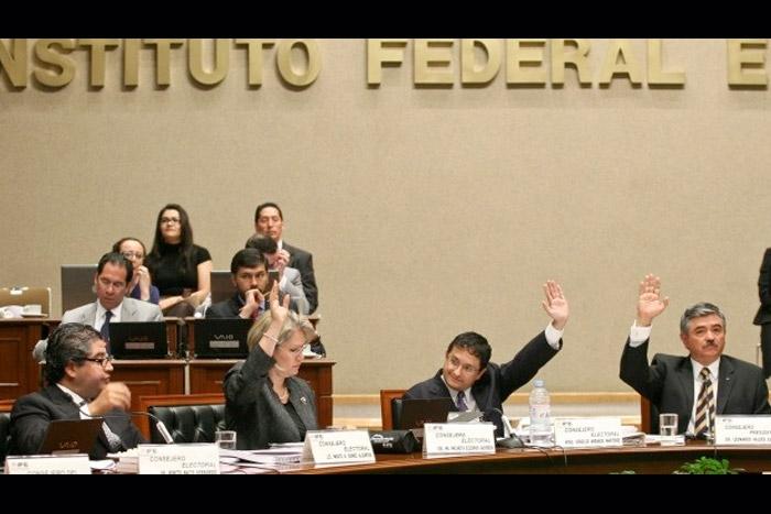 “Un proceso desgastante e incierto”: aspirantes a consejeros del IFE
