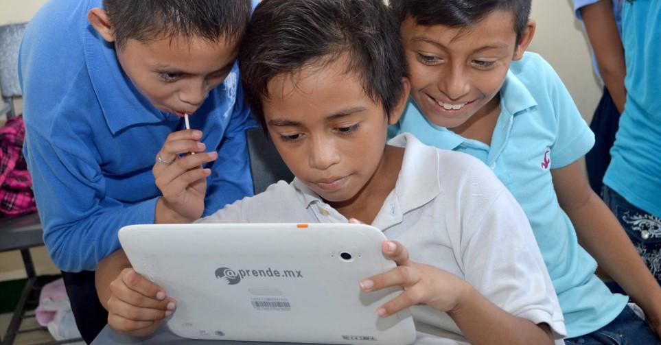 La ASF le pone tache al gobierno por su gasto de 2,300 mdp en tabletas para alumnos de primaria