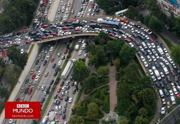 Prueban autos parlantes para reducir accidentes