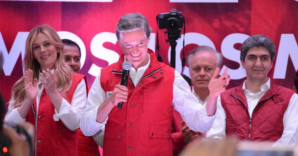 Del Mazo festejó con EPN en Los Pinos la ventaja del PRI en conteo de la elección en Edomex