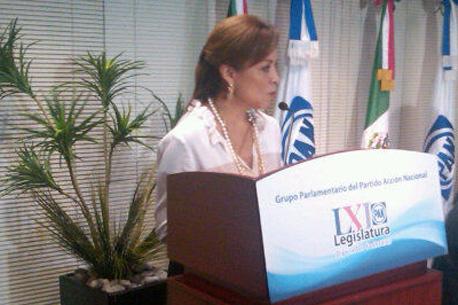 Vázquez Mota mantiene ventaja en contienda del PAN