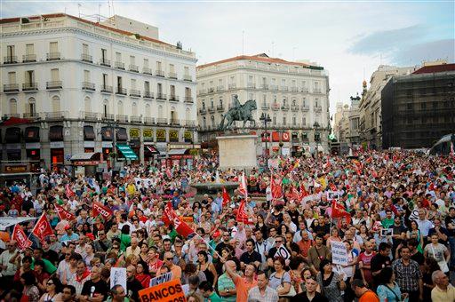 Europa aprueba rescate a España