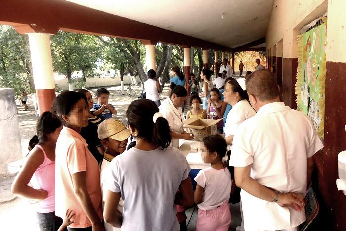 Tierra Caliente, <br>con fiebre y sin médicos