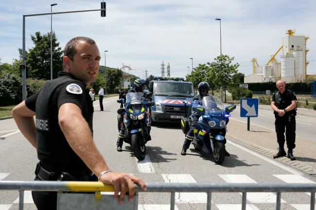 Francia, en alerta máxima por tres días tras ataque terrorista en Lyon