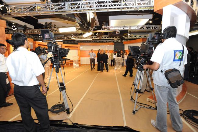 Productor del debate del IFE cobró 240 mil pesos