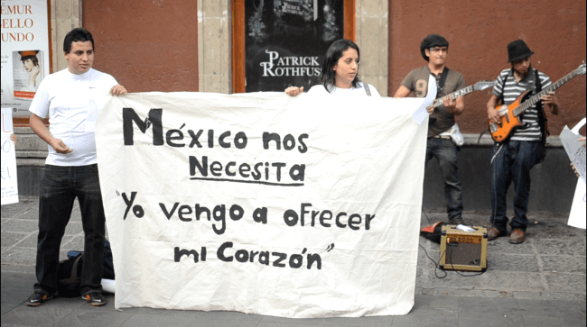Alumnos del ITAM protestan por Ayotzinapa
