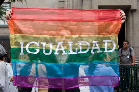 Anticonstitucional, discriminar por preferencias sexuales
