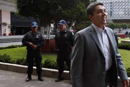 Godoy obtiene amparo contra orden de aprehensión