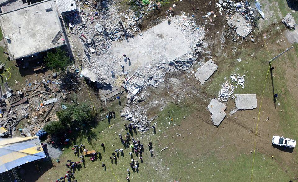 Son niños 11 de las 14 personas que murieron en explosión de pirotecnia en Puebla