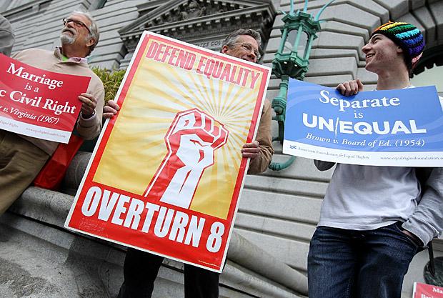 Rechazan inconstitucionalidad de matrimonios gay en California