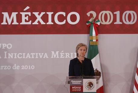 México se está pareciendo a la Colombia de los 80: Clinton