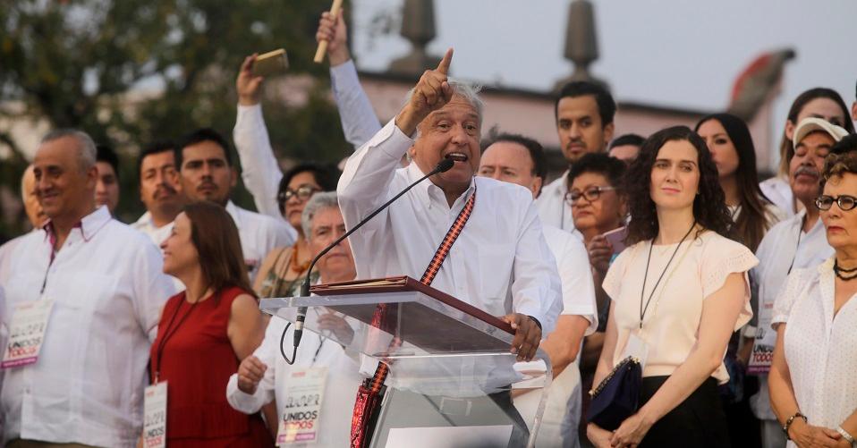 AMLO rechaza (de nuevo) aliarse con el PRD; sirvieron de alcahuetes del PRI, acusa