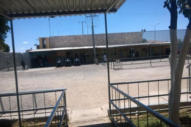 ¡Como de película! Reos escapan de penal de Sonora con una cuerda de cobijas y sábanas