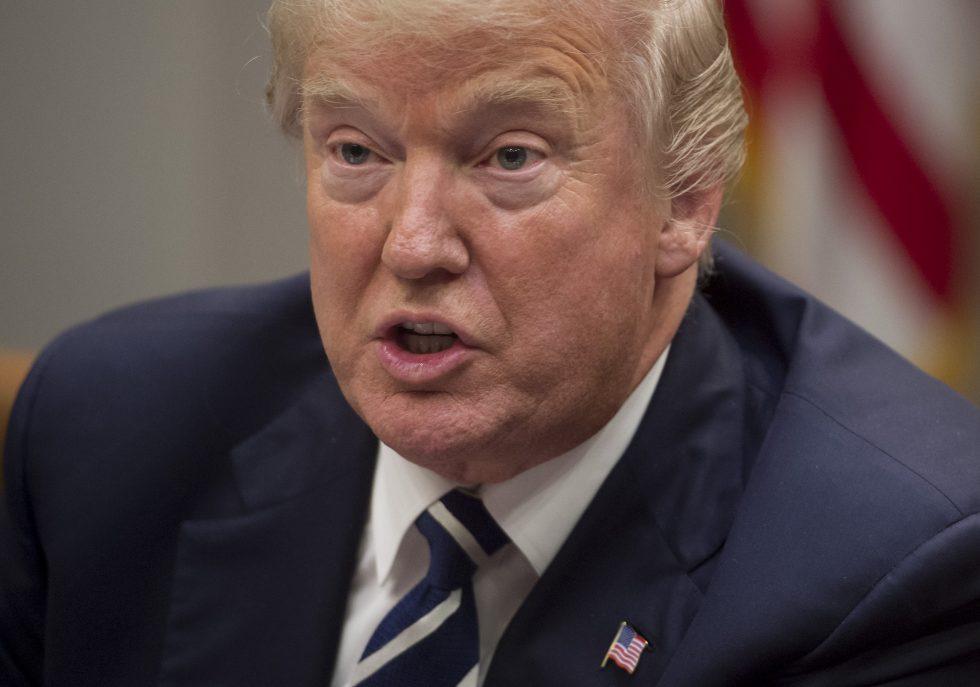 Trump quiere que México pague el muro por medio del TLC, reporta el WSJ