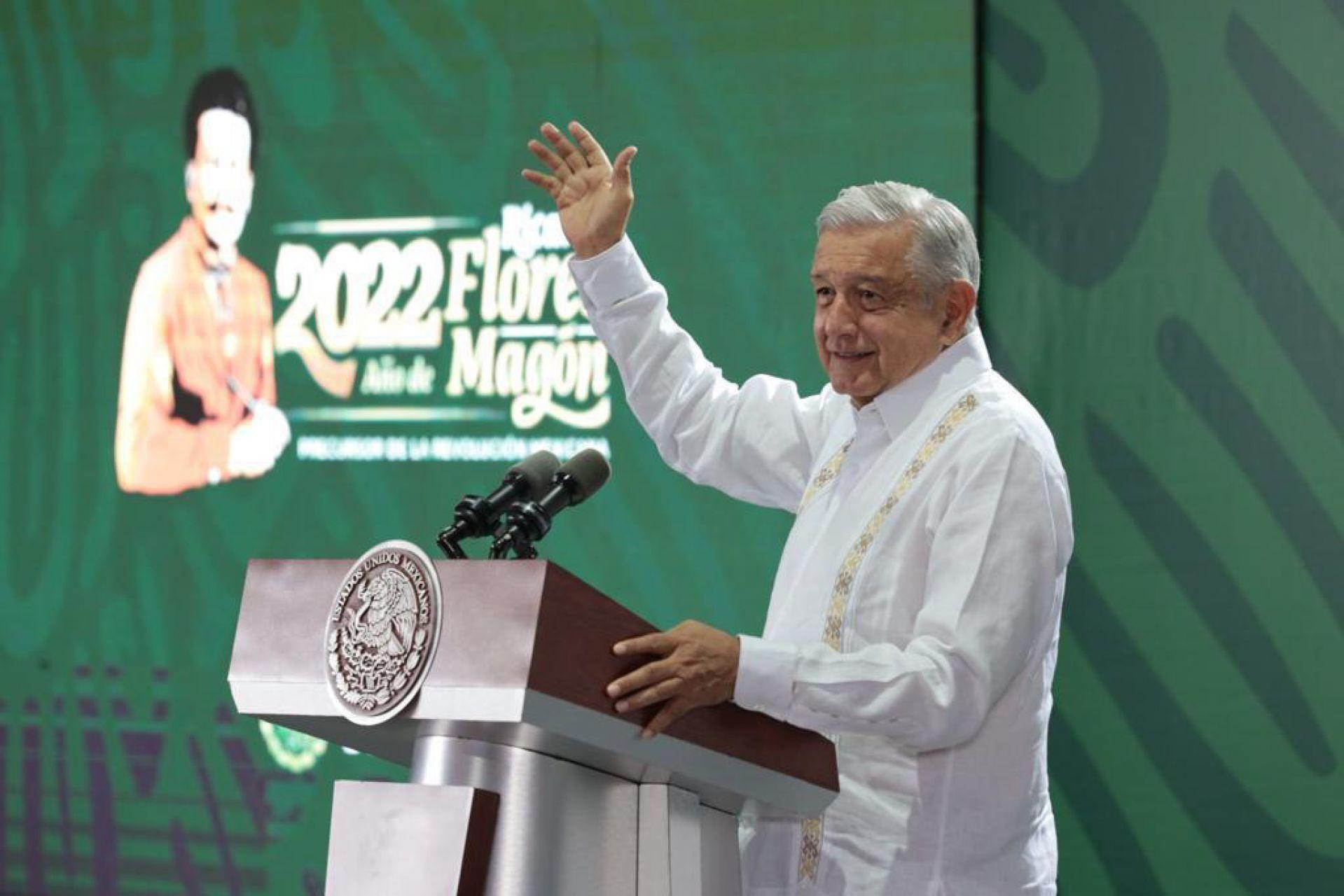“Hay tanto traidor a la patria”: AMLO critica actitud de mexicanos ante quejas de EU y Canadá por política energética