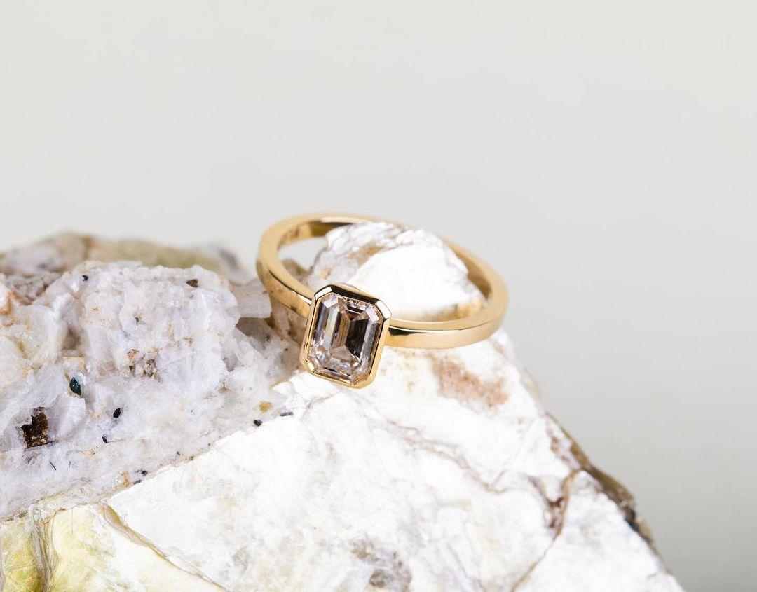 Eterneva, la compañía que *transforma las cenizas de tus seres queridos en diamantes*