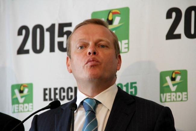 FEPADE pide órdenes de aprehensión contra 4 empresarios vinculados con las tarjetas del Verde