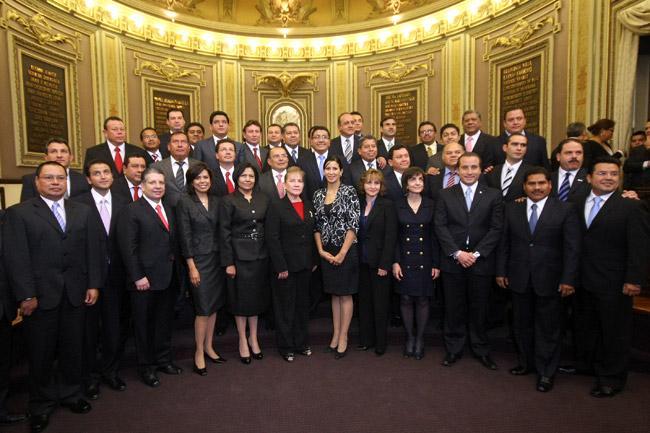 Diputado de Panal llama “homosexual discriminado” a trabajador del Congreso de Puebla