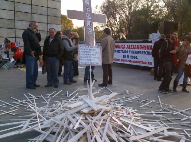Así despide el Movimiento por la Paz a Calderón