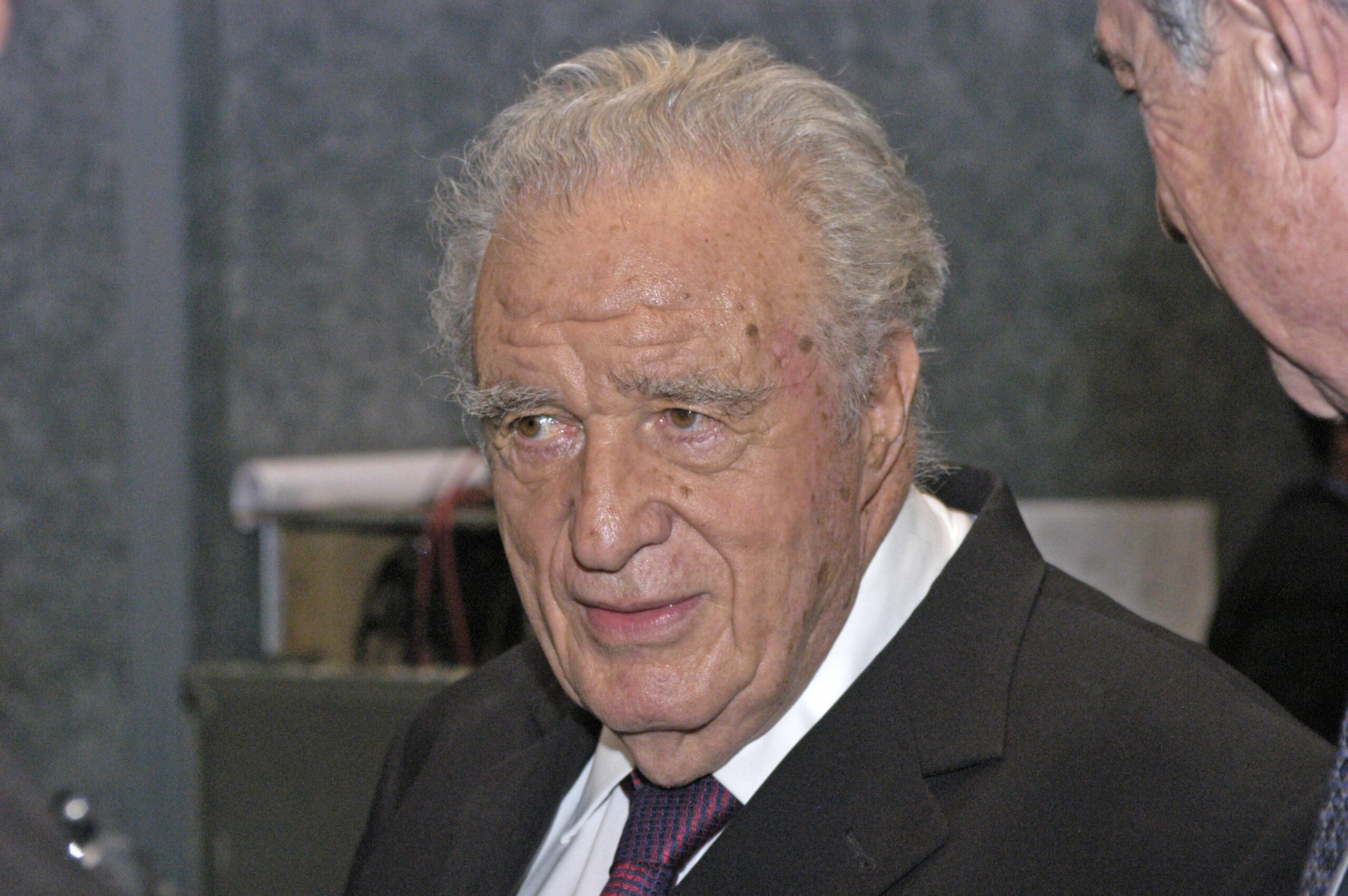 Muere el periodista Julio Scherer, fundador del semanario <em>Proceso</em> (sus historias para recordarlo)