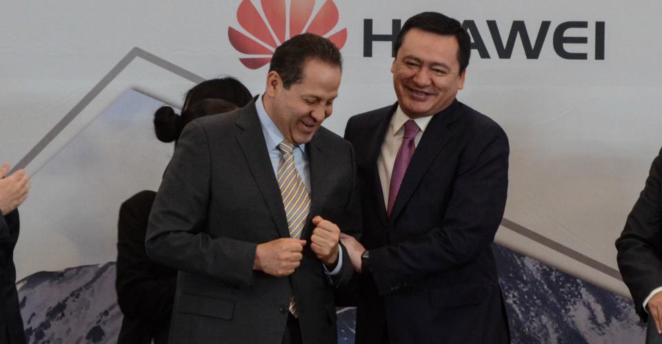 Eruviel Ávila pide respetar veda electoral, pero no echa atrás decreto que autoriza entrega de apoyos