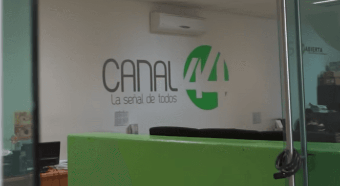 Ataque fue directo y un mensaje violento, denuncia Canal 44; gobierno de Jalisco minimiza agresión