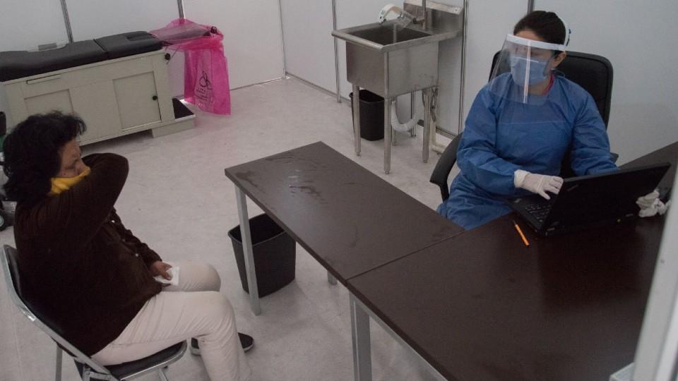 Salud acusa a consultorios adyacentes a farmacias de ser ‘un engaño’ para la gente y ‘ponerla en riesgo’