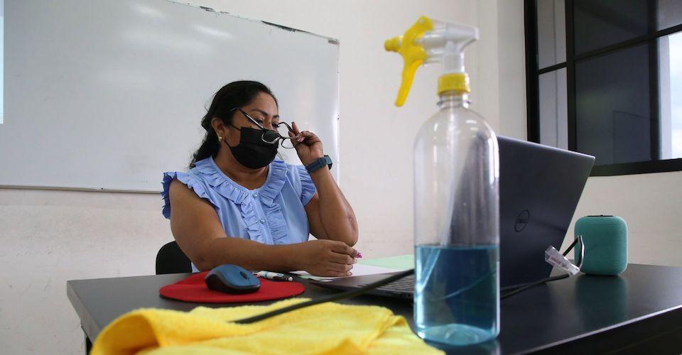 Salud detecta casi 8 mil casos recientes de COVID; tendencia se reduce 34%