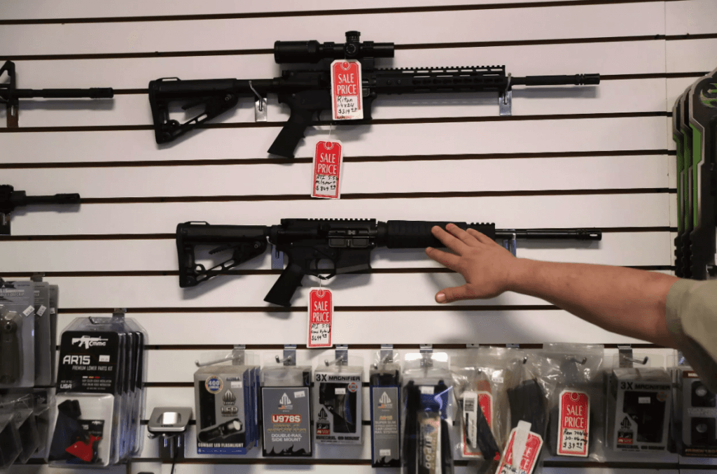 Demanda a fabricantes de armas no es injerencista ni contra gobierno de EU: AMLO