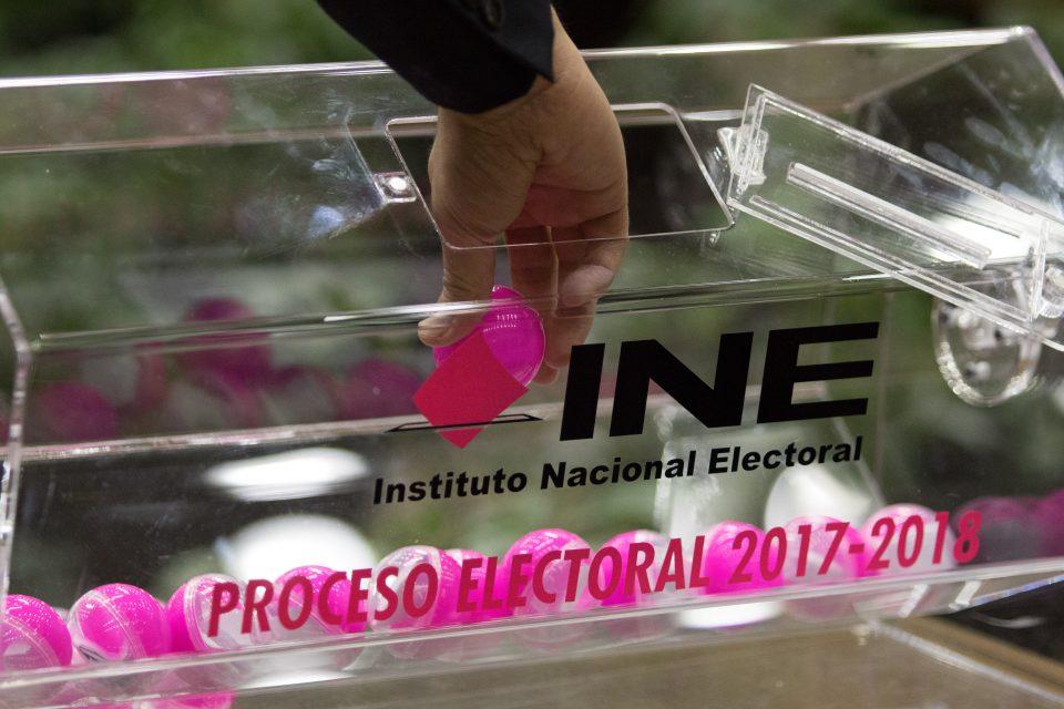 INE define formato y moderadores del primer debate presidencial
