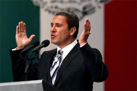 Moreno Valle destina millones a promoción de su imagen