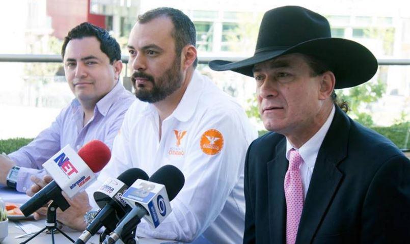 De cantar No rompas más mi pobre corazón, a ser candidato a diputado en Chihuahua