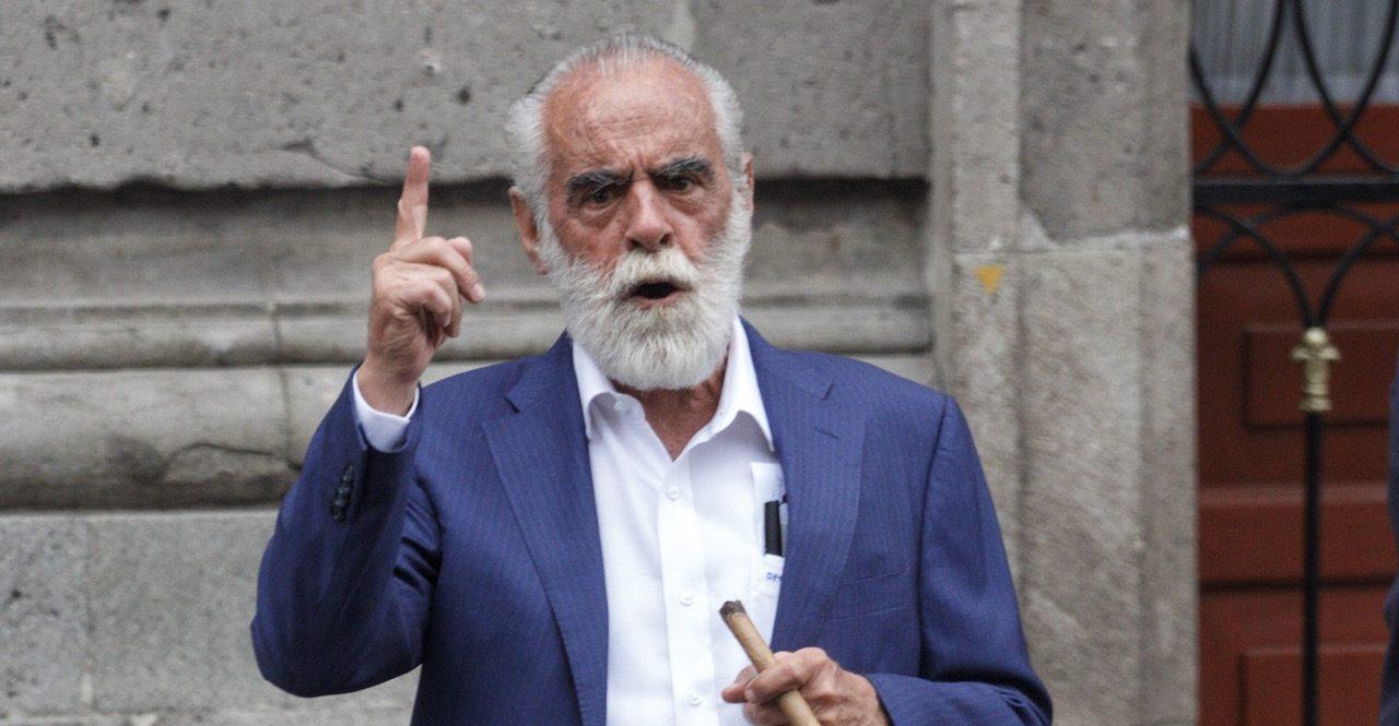 Fernández de Cevallos paga su predial: municipio le descuenta 98%