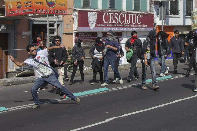 Ofensiva anarquista: 4 ataques en 10 días (y la PGR pierde otro caso)
