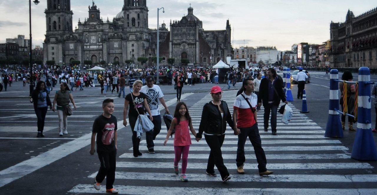 México avanza un punto en percepción de corrupción, pero sigue entre los países peor calificados