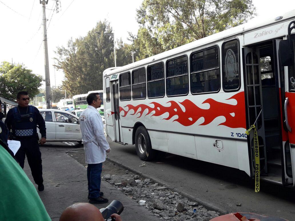 Matan a hombre durante asalto en transporte público en Iztapalapa