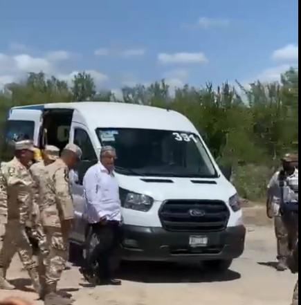 AMLO llega a Coahuila para supervisar el rescate de los 10 mineros atrapados en un pozo de carbón