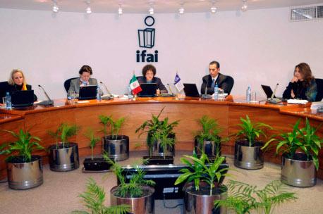 Deberá PGR informar sobre bienes incautados al narcotráfico