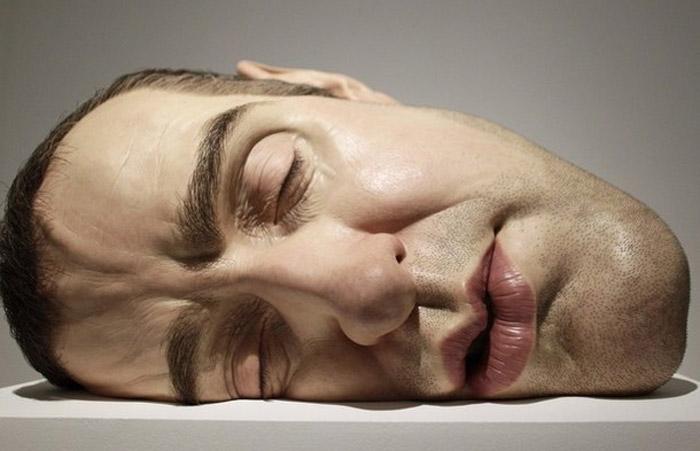 <i>Hiperrealismo</i> de Ron Mueck<br> llega a San Ildefonso