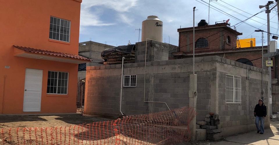 Damnificados en San Gregorio denuncian fallas en las casas donadas por Fundación Slim