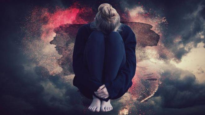 Trastorno disfórico premenstrual: una enfermedad ginecológica que te puede enviar al psiquiátrico