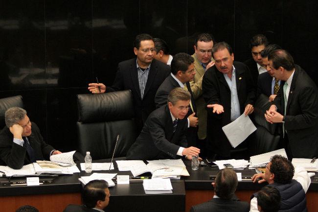 Reforma energética: la izquierda da pelea, pero le faltan votos (videos)