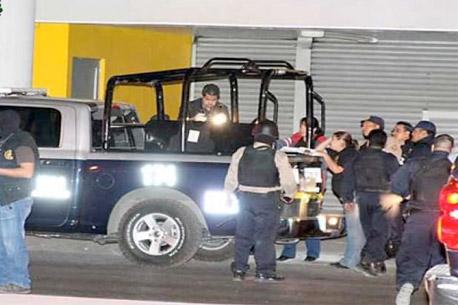 Renuncian todos los policías de Carácuaro, Michoacán por amenazas del narco